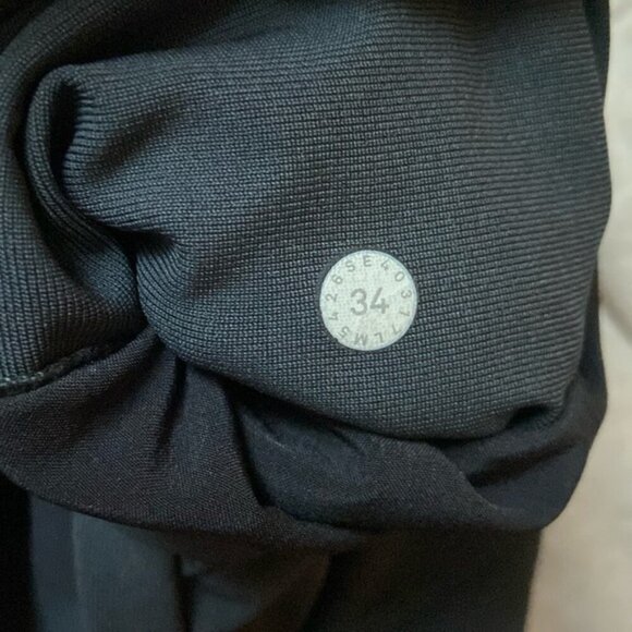 Lululemon Athletica ABC Classic-Fit 5 Pocket Cropped Pant Warpstreme Sz 34” - Picture 7 of 11